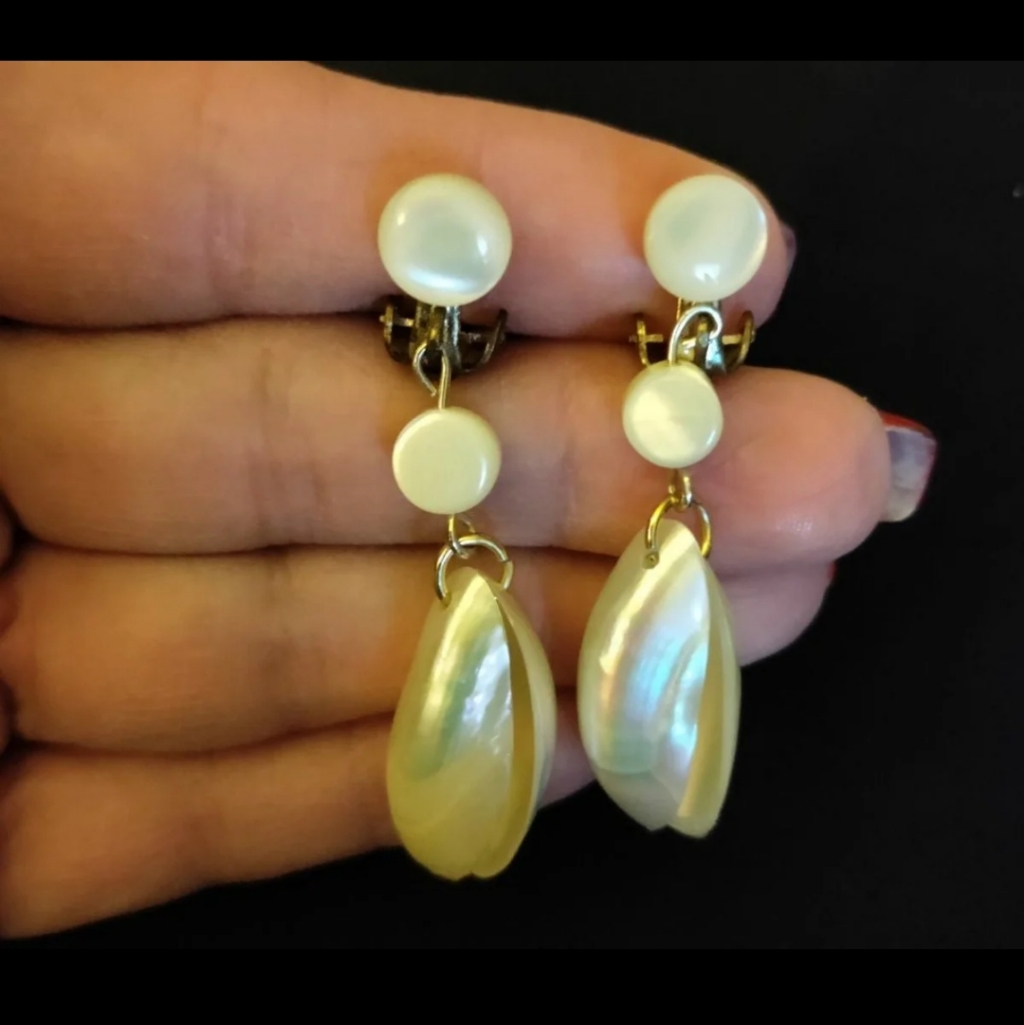 Mop Dangles